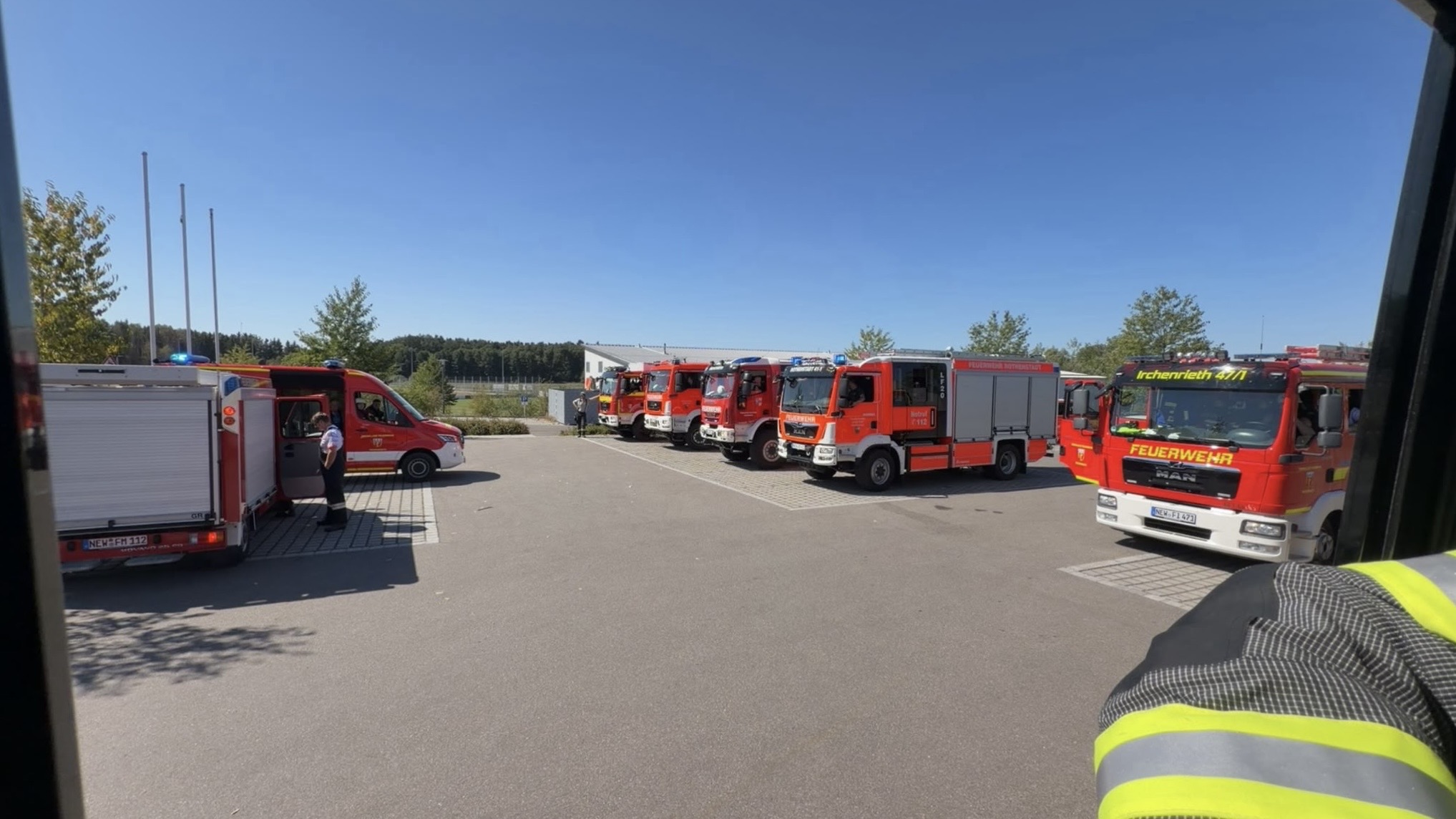 12.08. - B Wald -groß (> 1000m²) kein Einsatz erf.