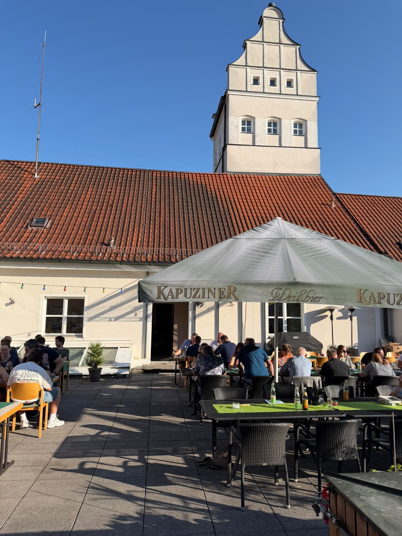 Sommerabend auf der Terrasse der Hauptfeuerwache – Bild 2
