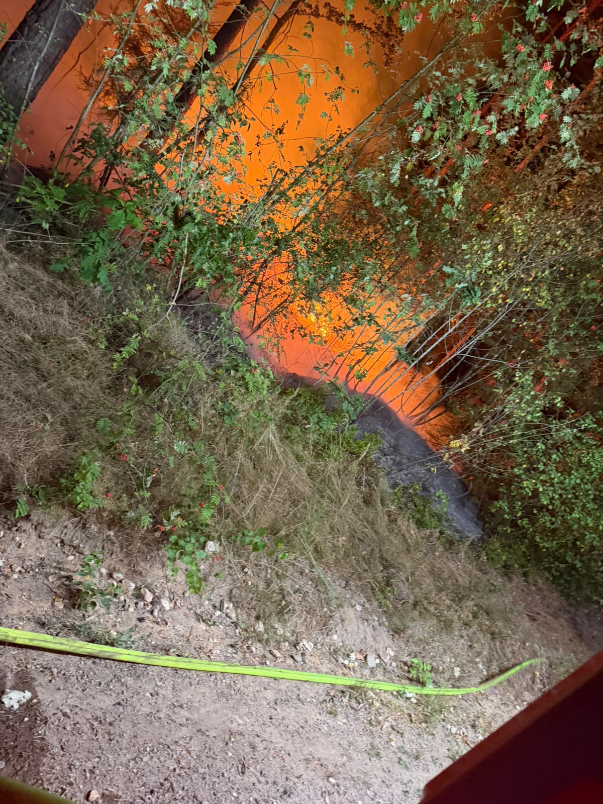 Zwei Brandeinsätze innerhalb weniger Stunden – Bild 9