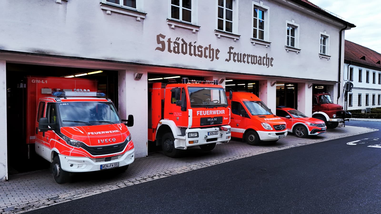 Fahrzeuge Halle 1: GWL-1, Rüstwagen, MZF, Kdow 2, LF-16 TS
